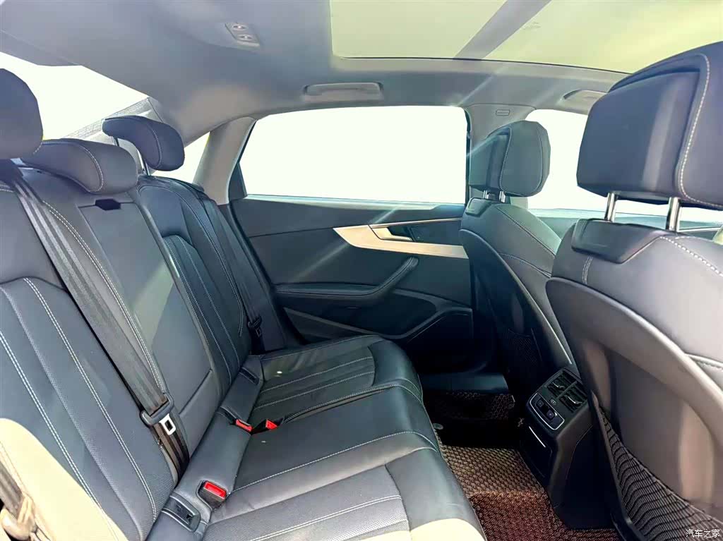 Audi A4L, 2021 6