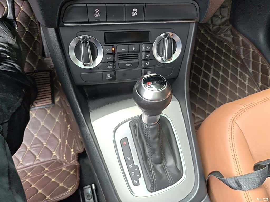 Audi Q3, 2015 14
