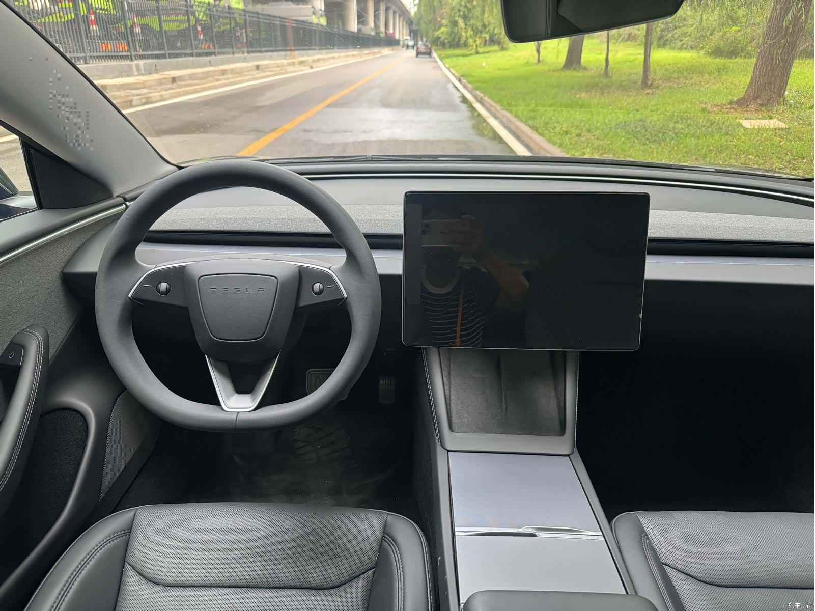 Tesla Model 3, 2024 10