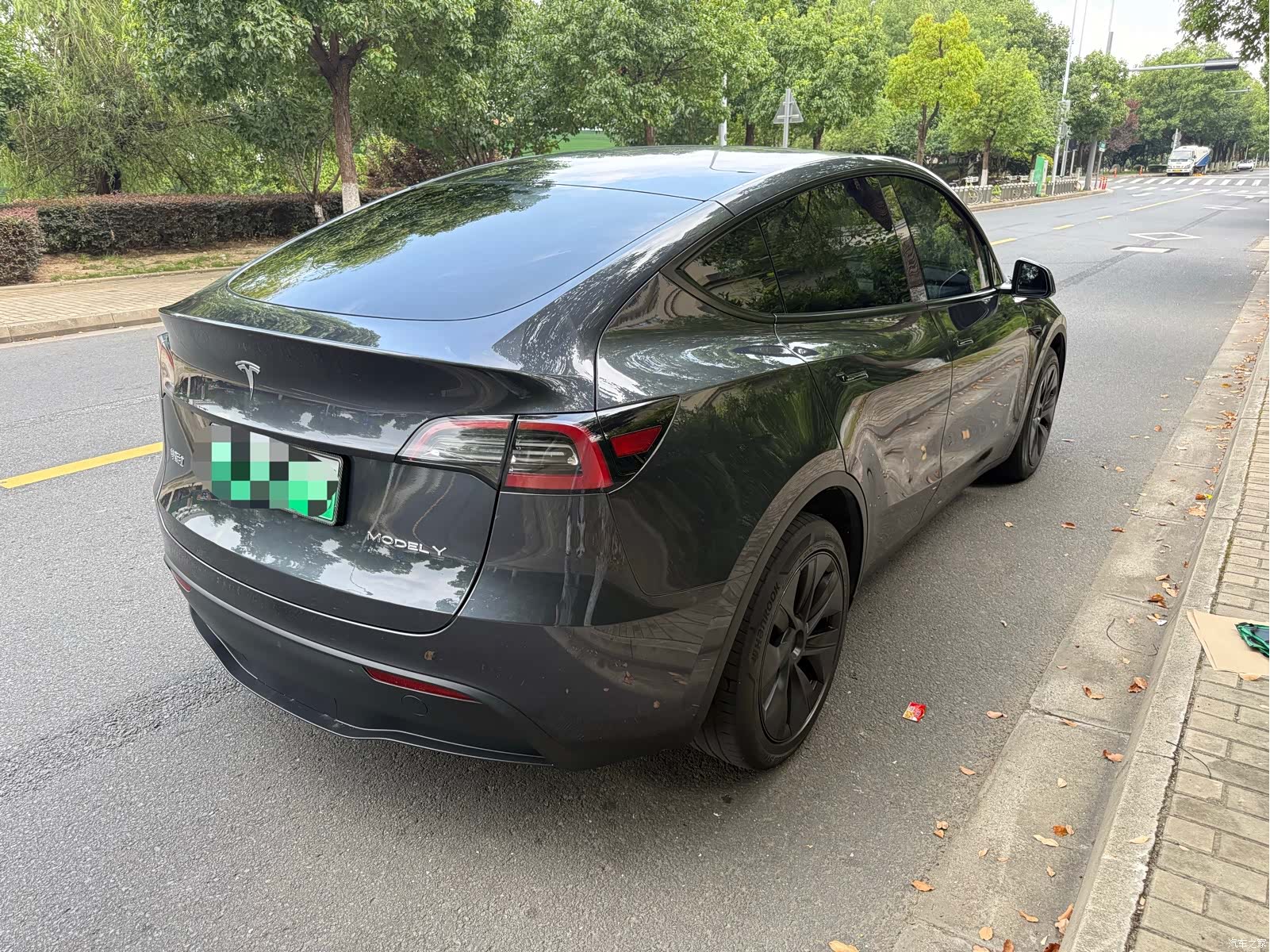 Tesla Model Y, 2024 3