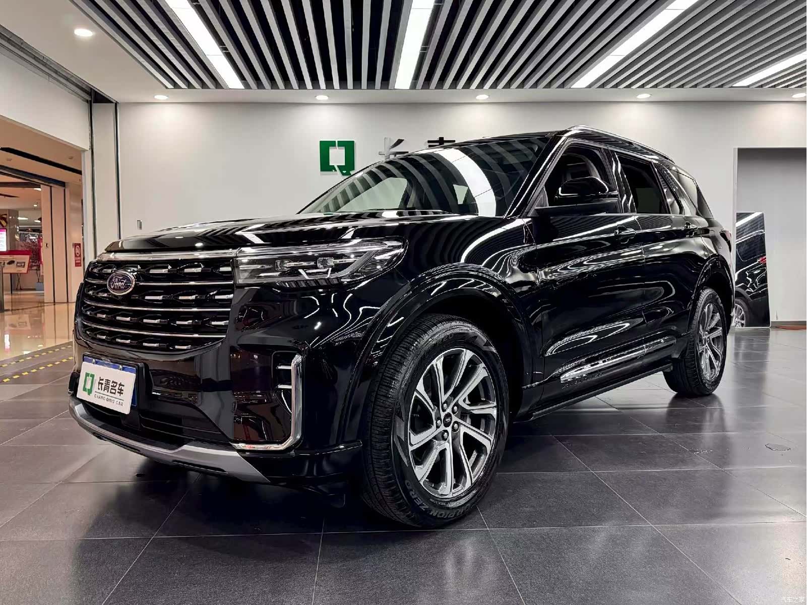 Ford Explorer, 2025 1