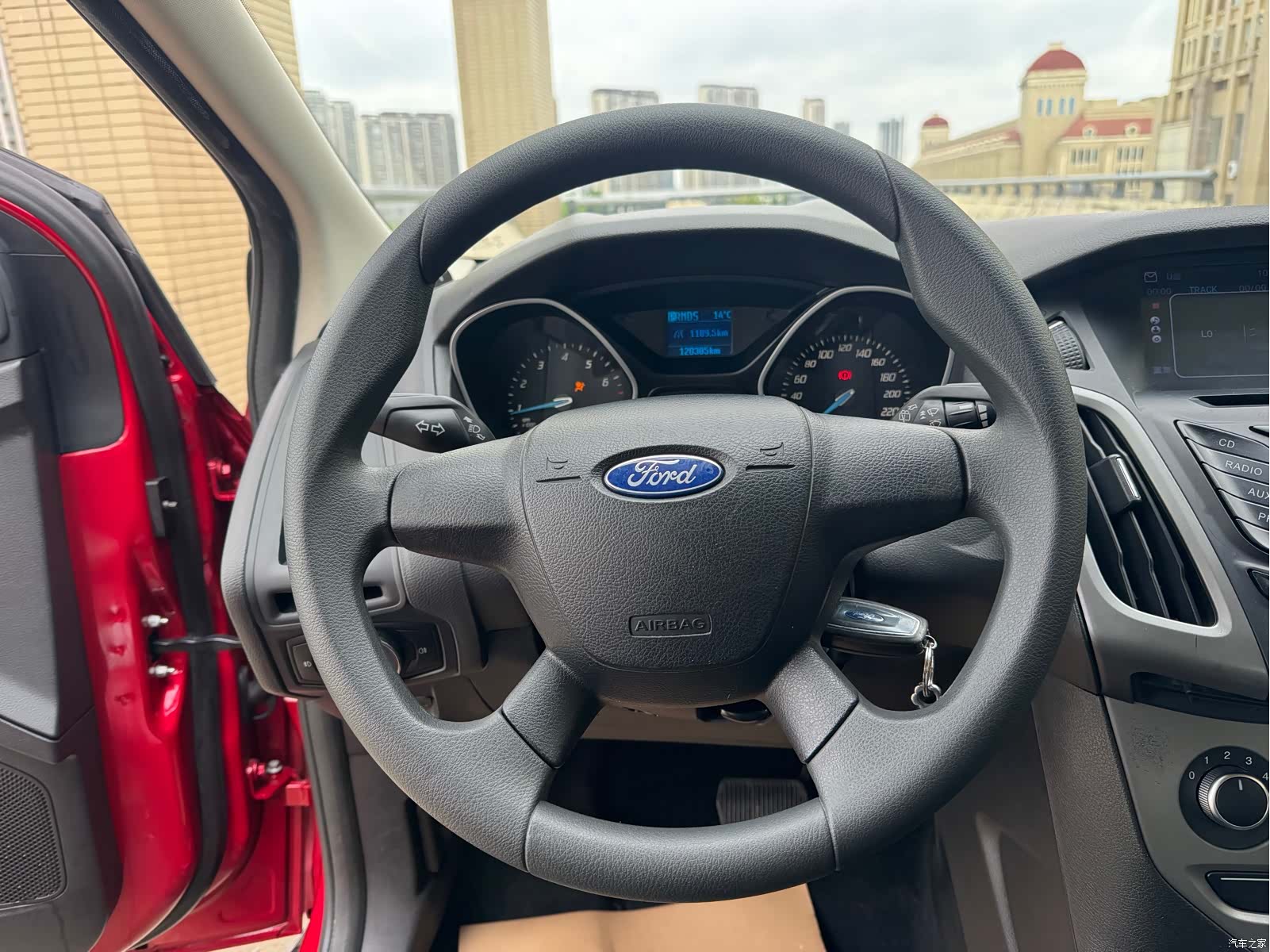 Ford Focus, 2014 9