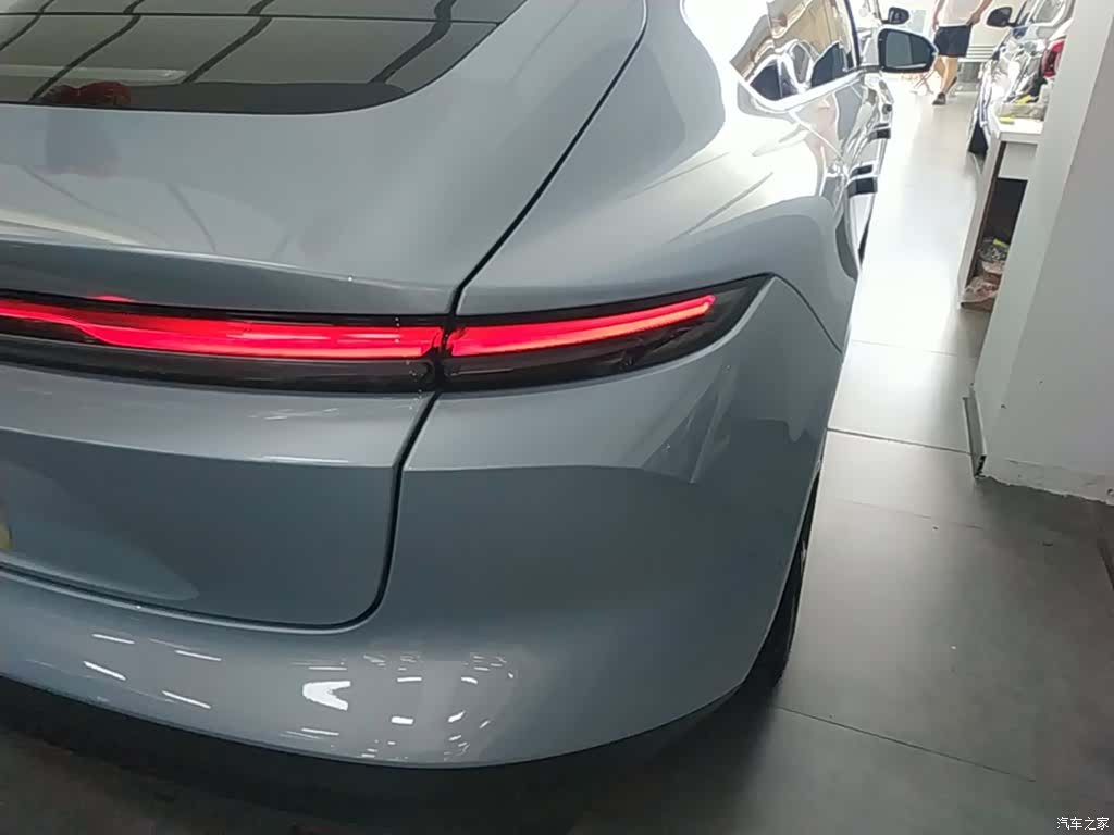 NIO ET5, 2024 8