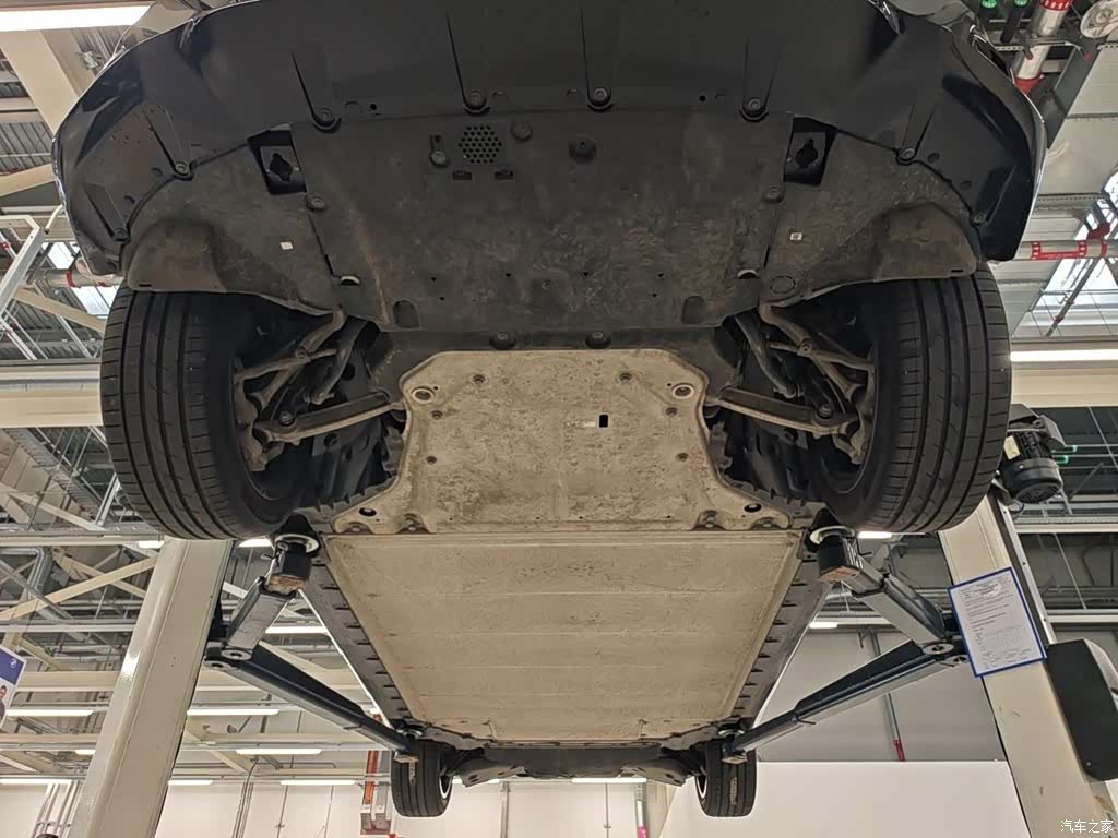 BMW i5, 2025 14