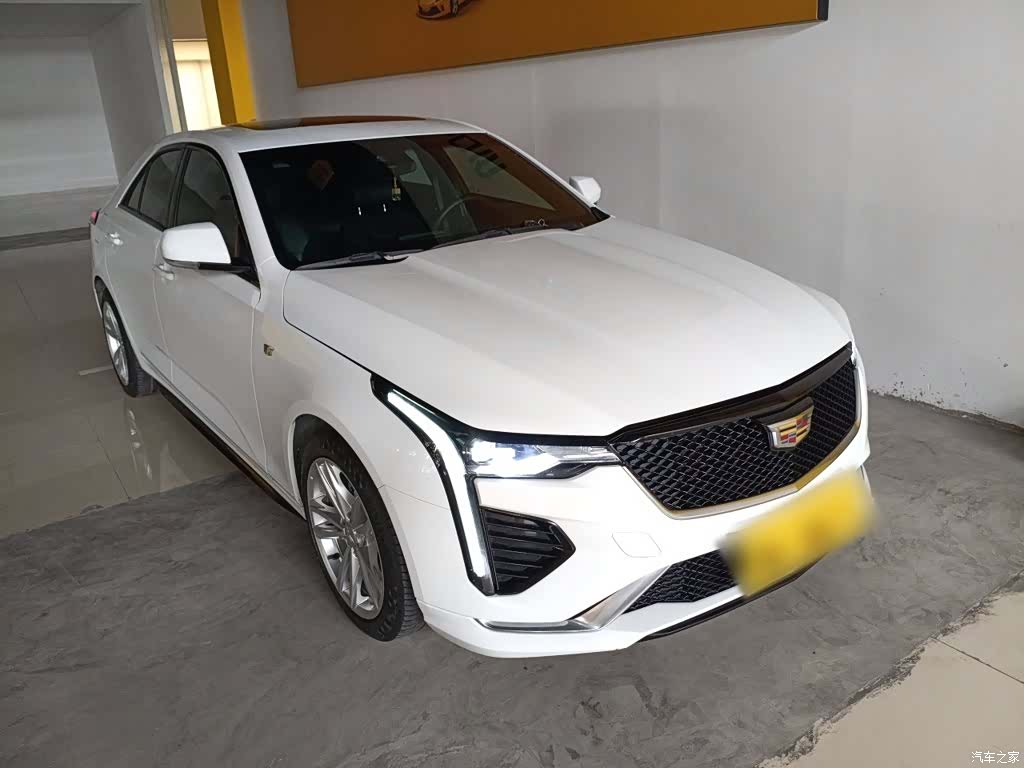 Cadillac CT4, 2023 4