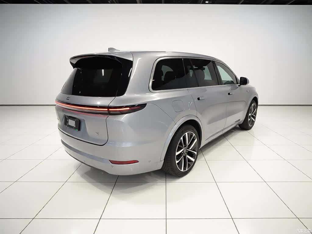 Li Auto L9, 2022 7