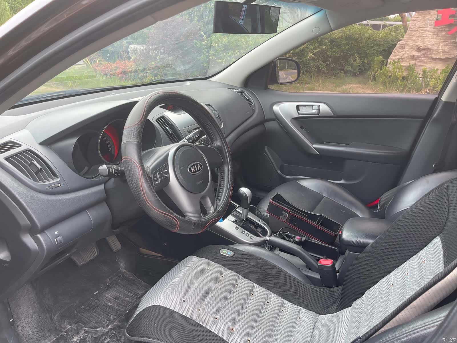 Kia GL, 2010 4