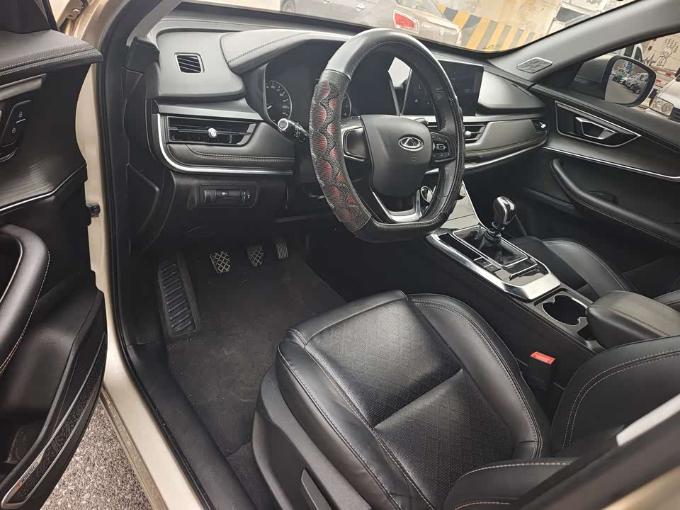 Chery Tiggo 8