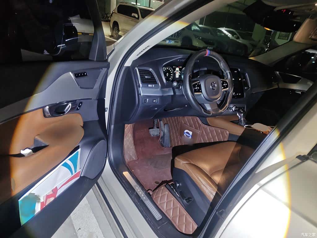 Volvo XC90, 2019 14