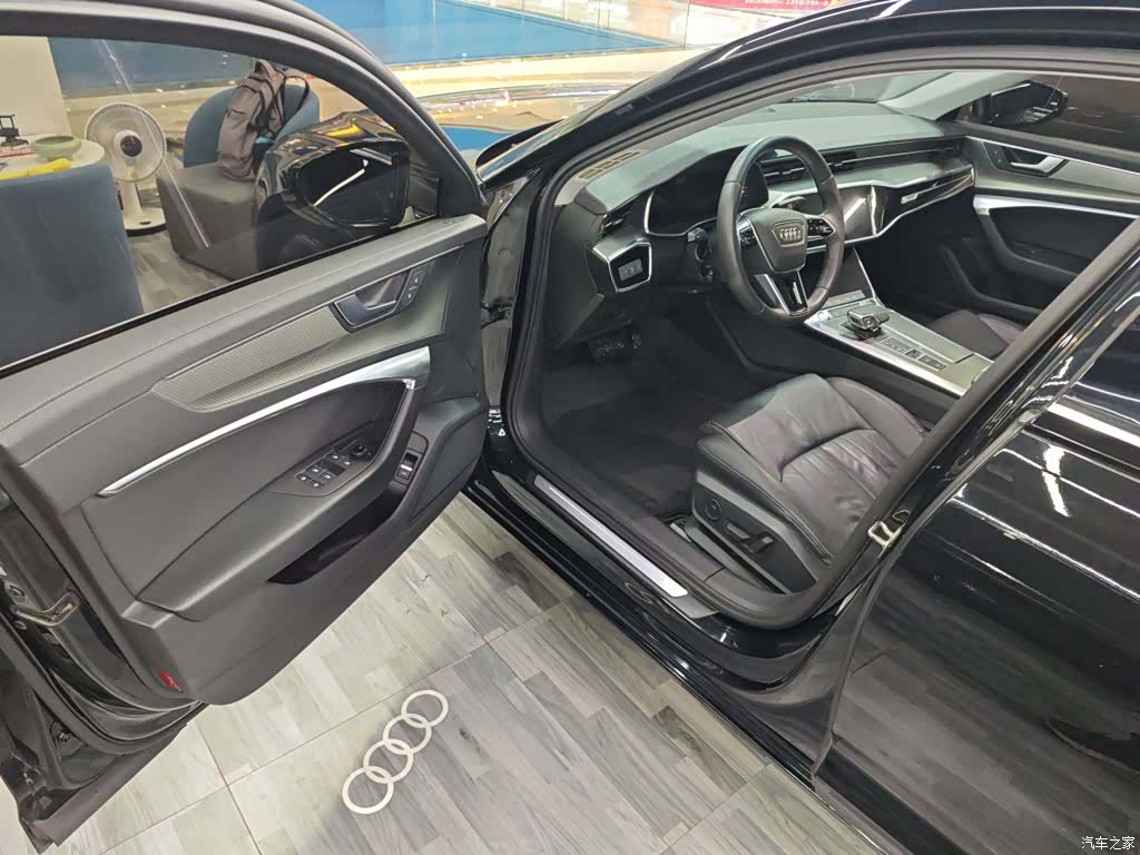 Audi A6L, 2020 12