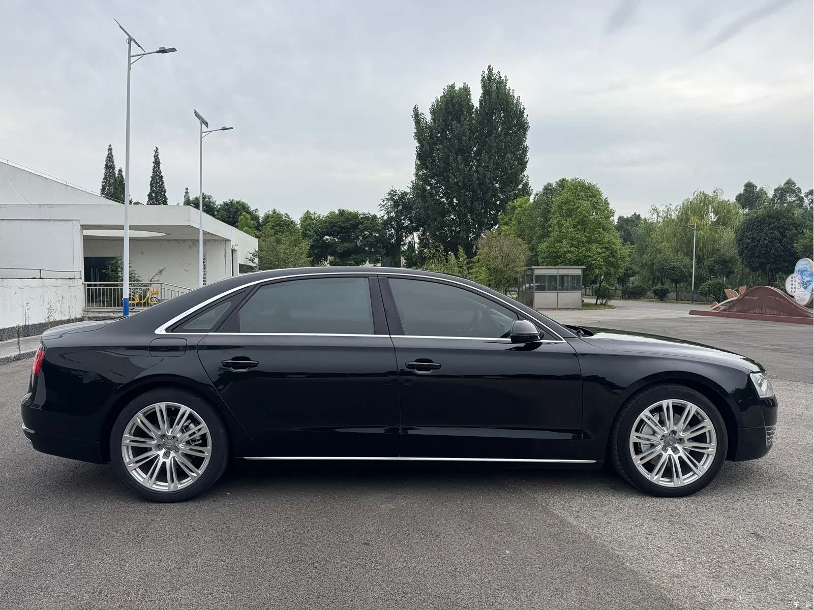 Audi A8L, 2013 8