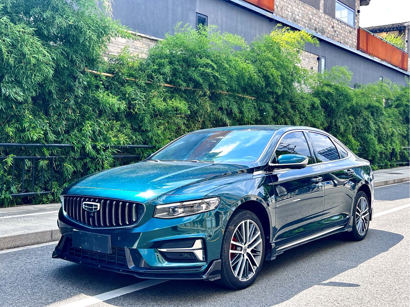 Geely Preface, 2023 1