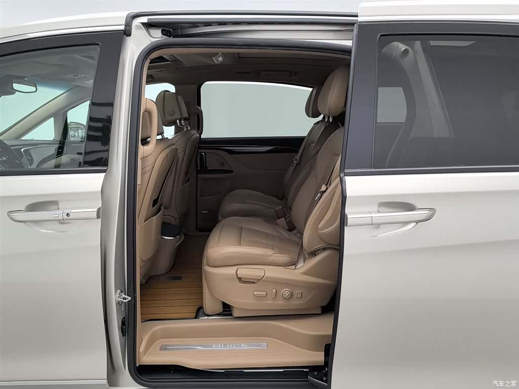 Buick GL8, 2017 15