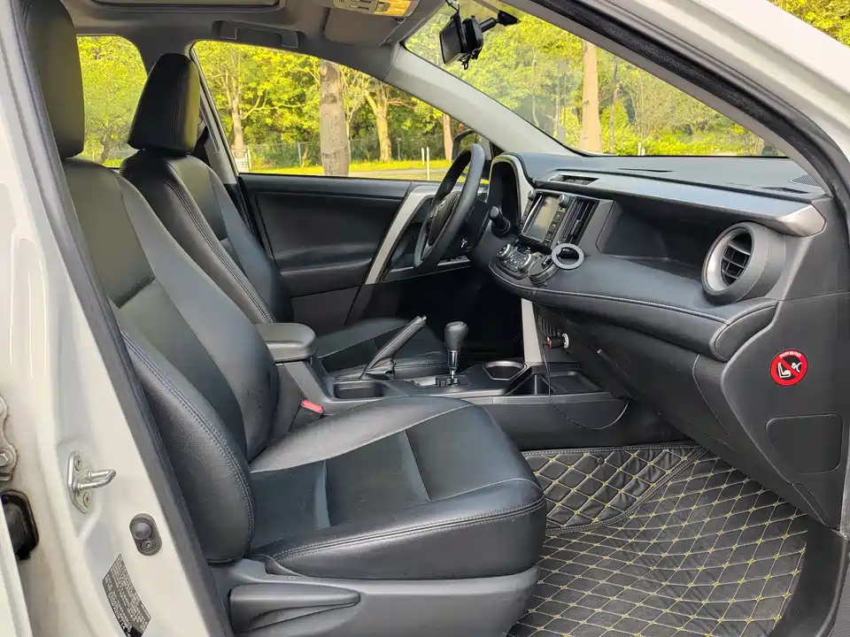 Toyota RAV4 Rongfang