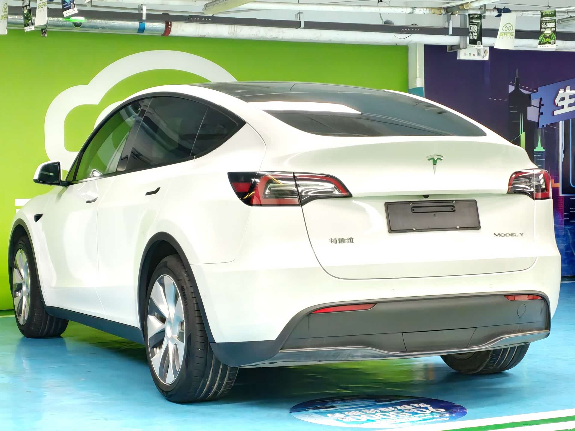 Tesla Model Y, 2022 15