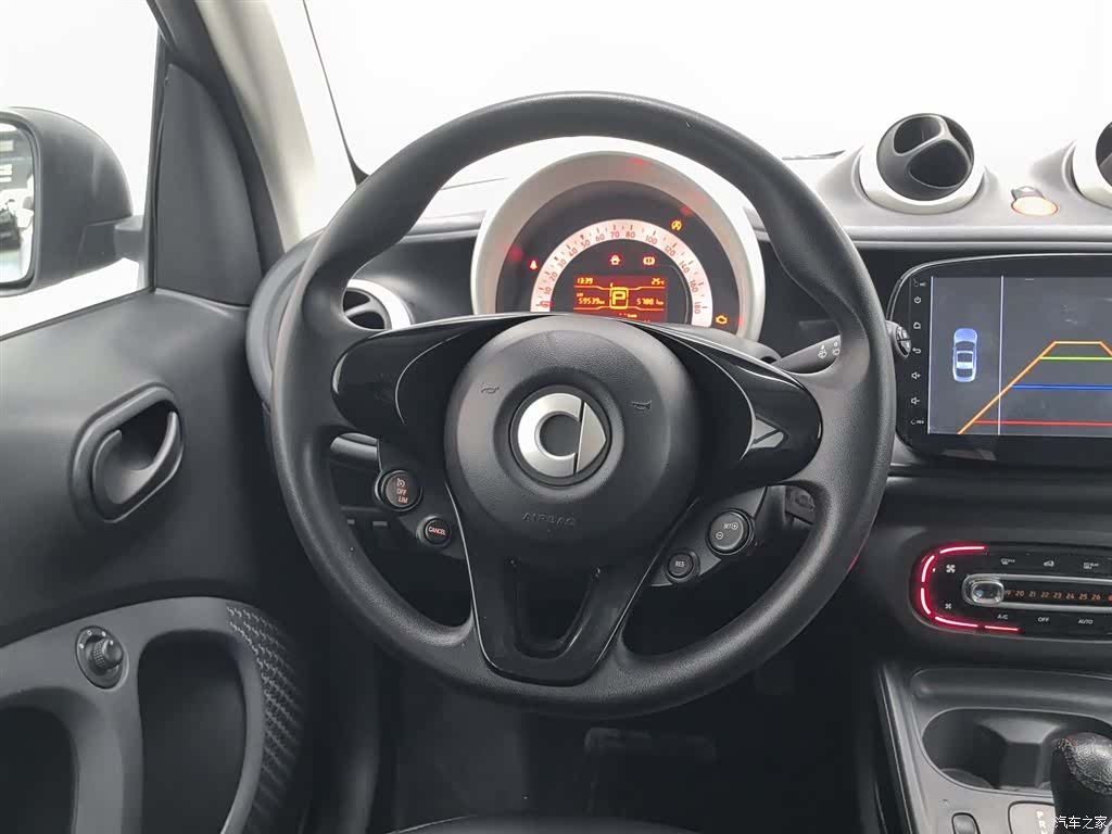 Smart Fortwo, 2018 11