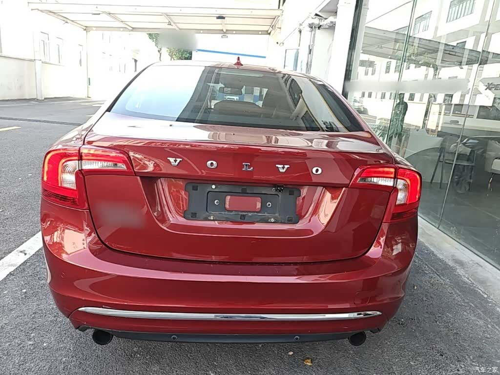 Volvo S60, 2015 6