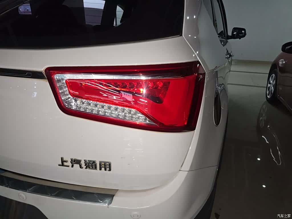 Wuling 560, 2017 8