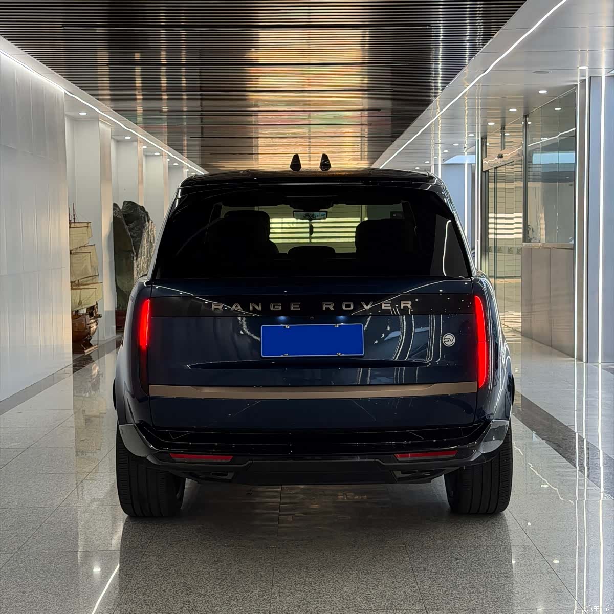 Land Rover Range Rover, 2023 4