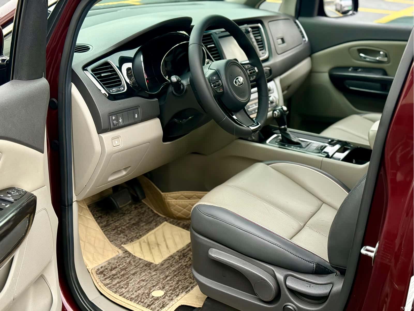Kia Carnival, 2016 9