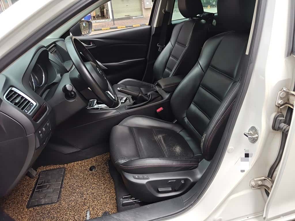 Mazda Atenza, 2014 8