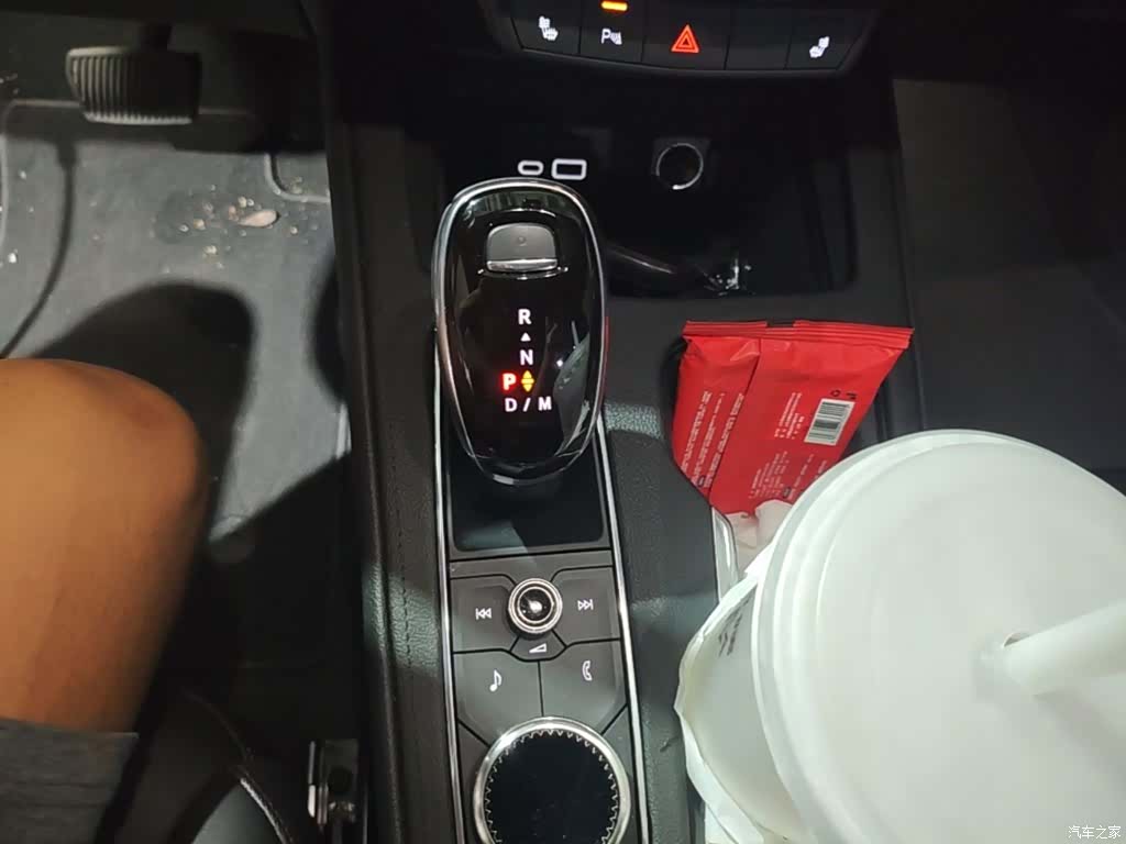Cadillac XT4, 2020 14