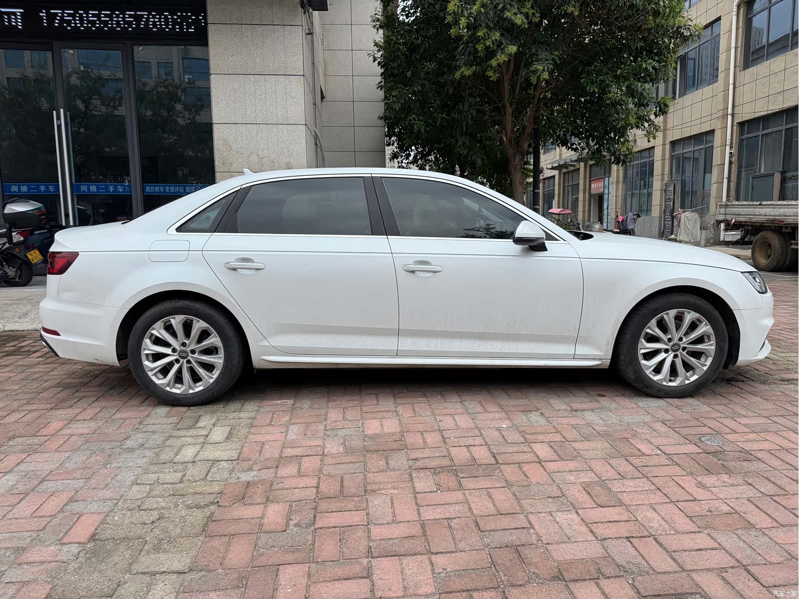Audi A4L, 2019 4