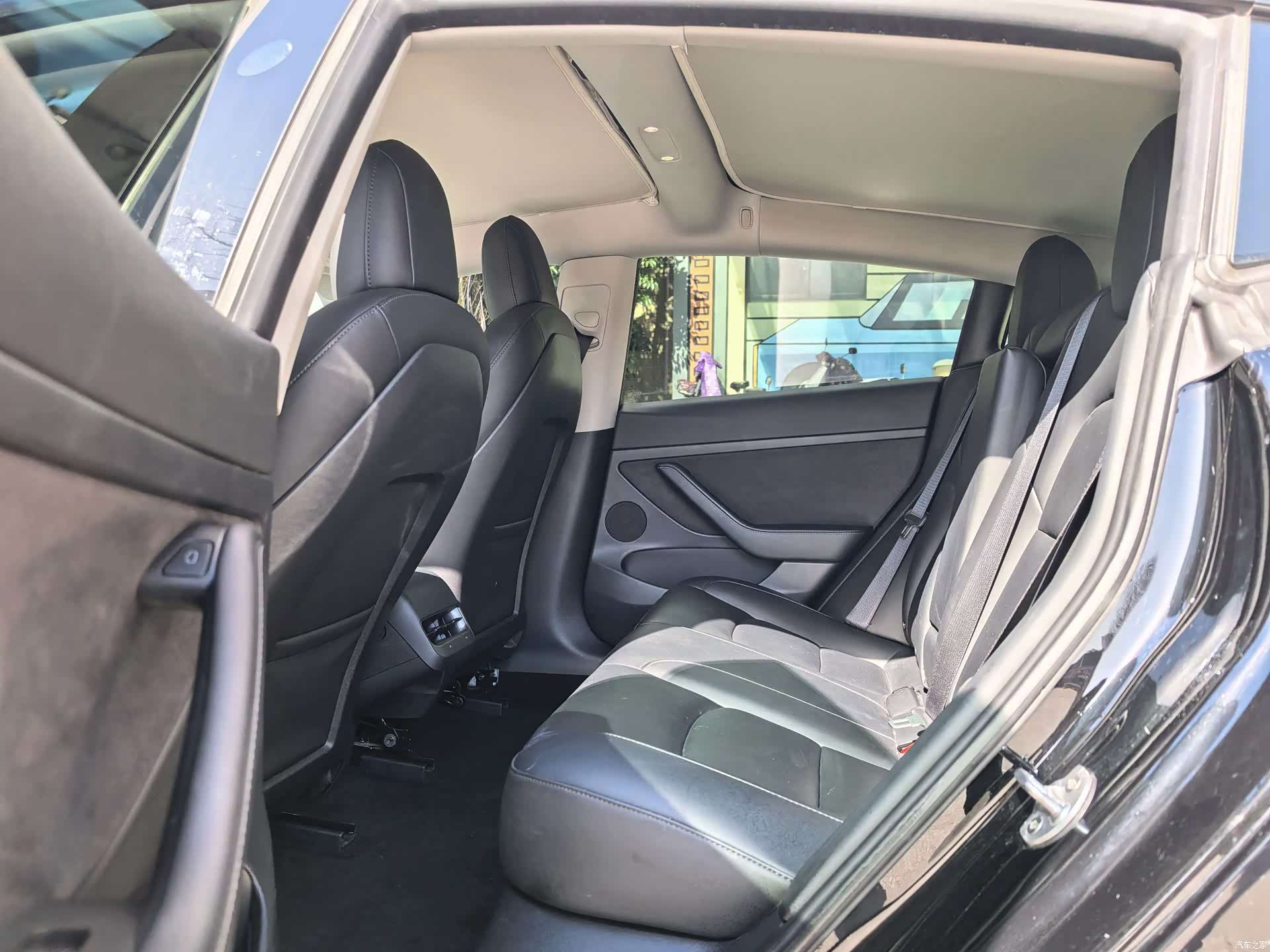 Tesla Model 3, 2022 6