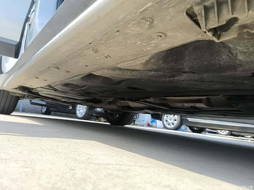 BMW X1, 2021 все фото