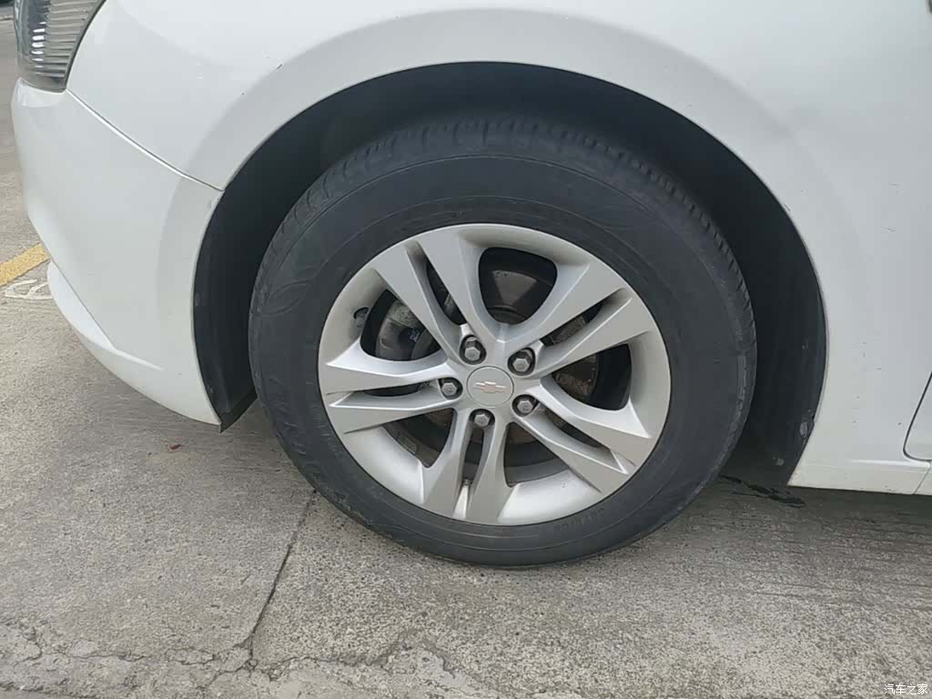 Chevrolet SE, 2016 23