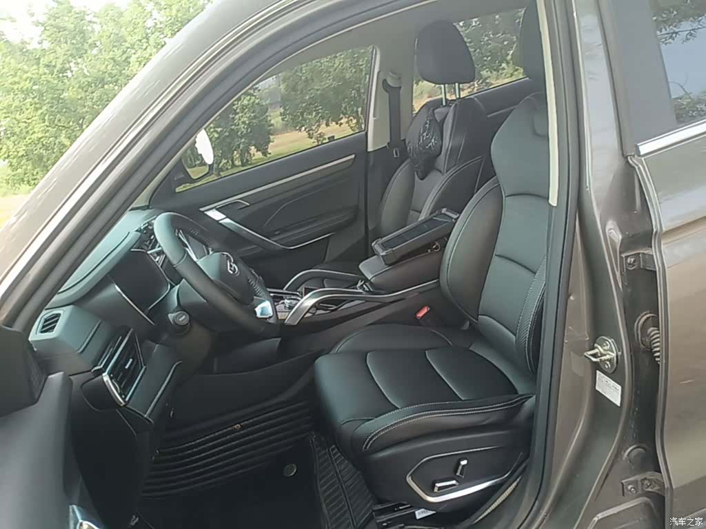 Geely Boyue, 2019 15