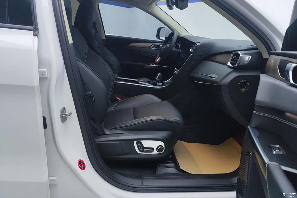 Lynk & Co 01, 2019 8
