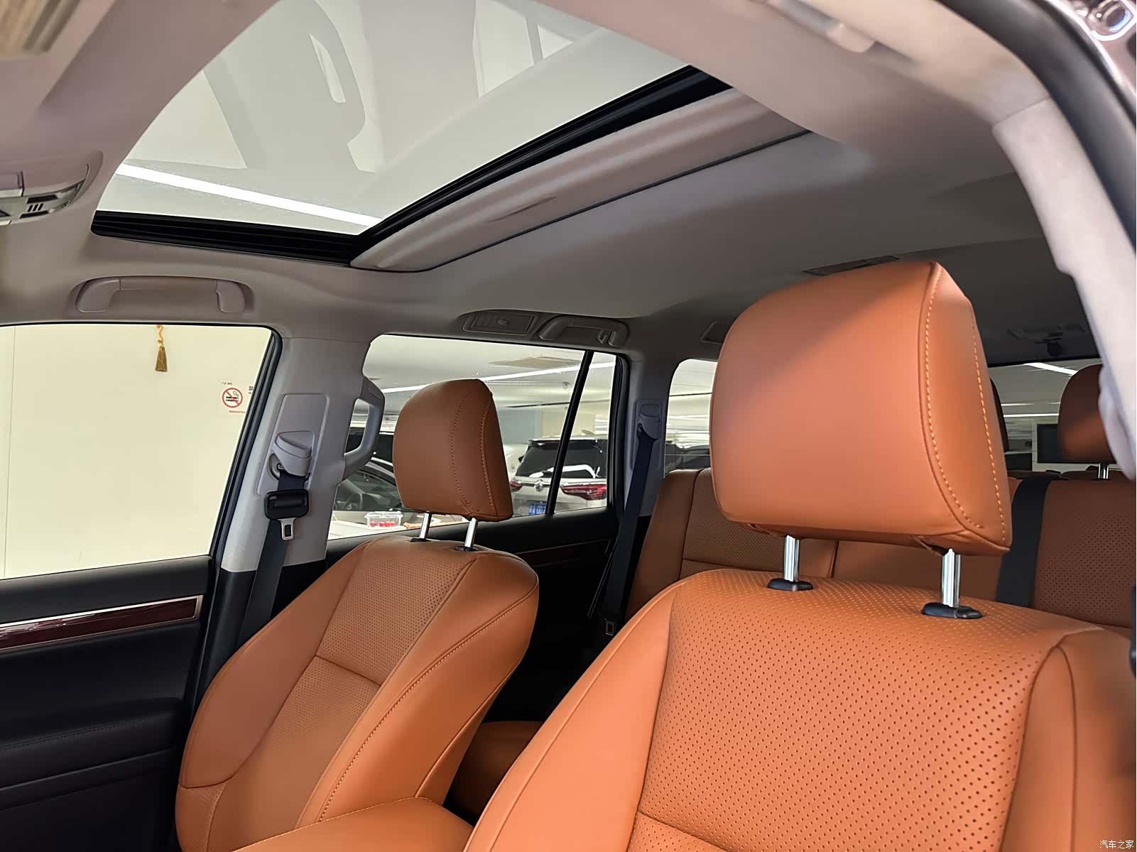 Lexus GX, 2014 11