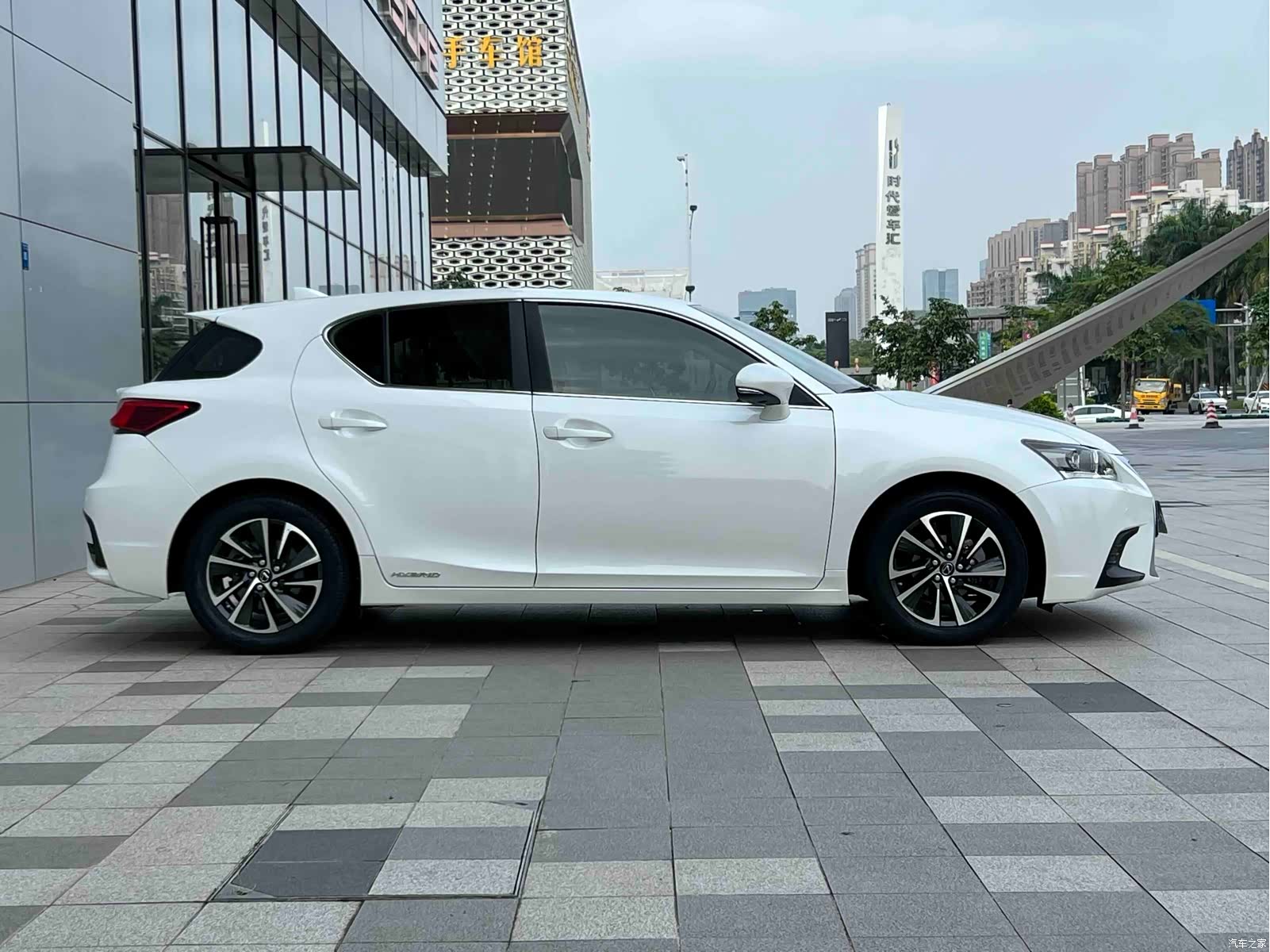 Lexus CT, 2018 9