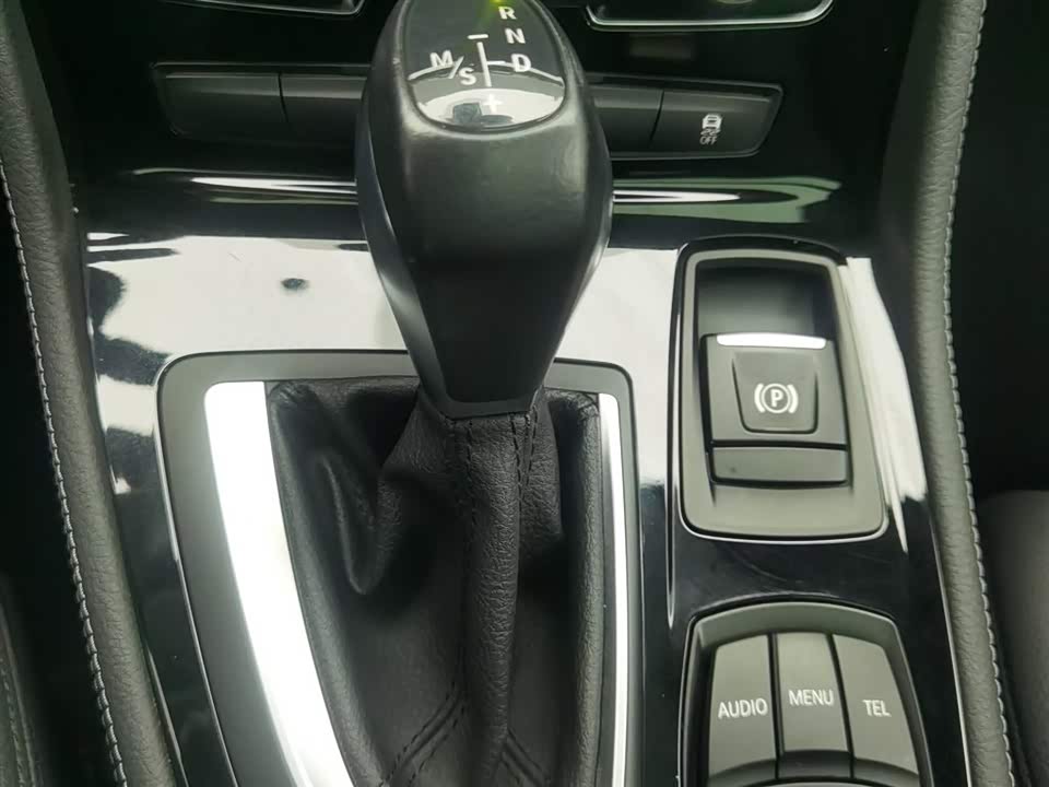 BMW 2 series station wagon