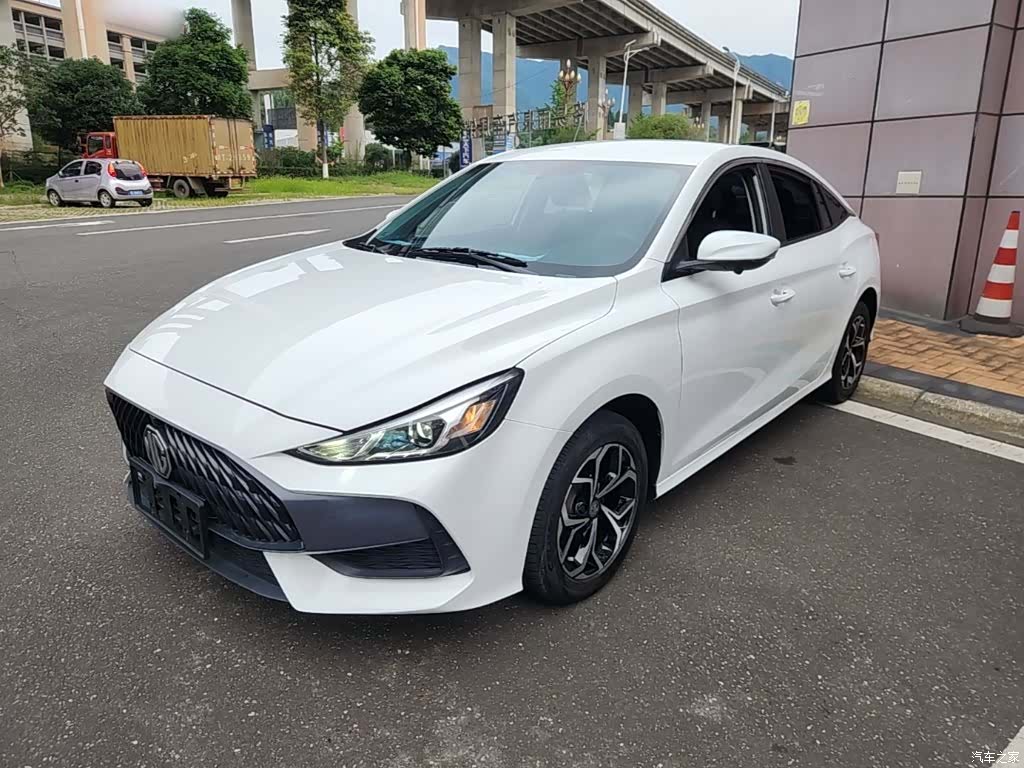MG MG5, 2023 2