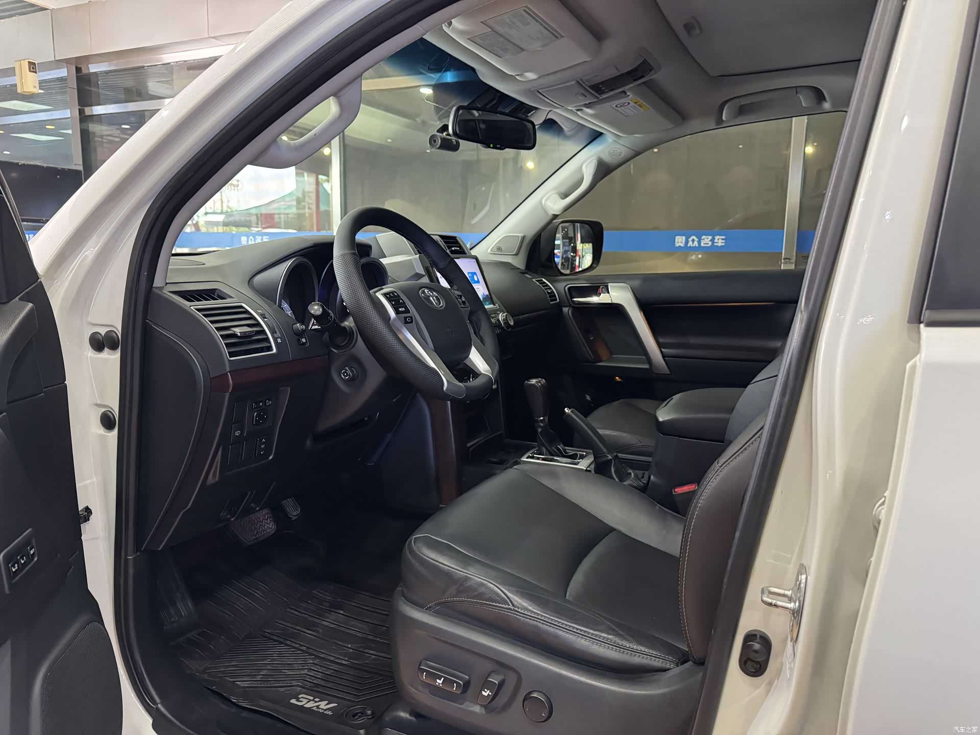 Toyota Prado, 2017 все фото