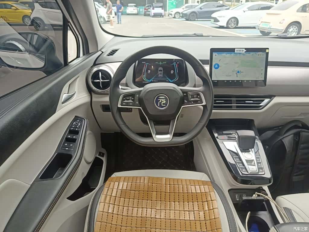 BYD Yuan, 2022 11