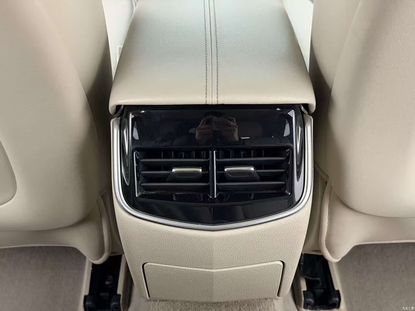 Cadillac XTS, 2016 19
