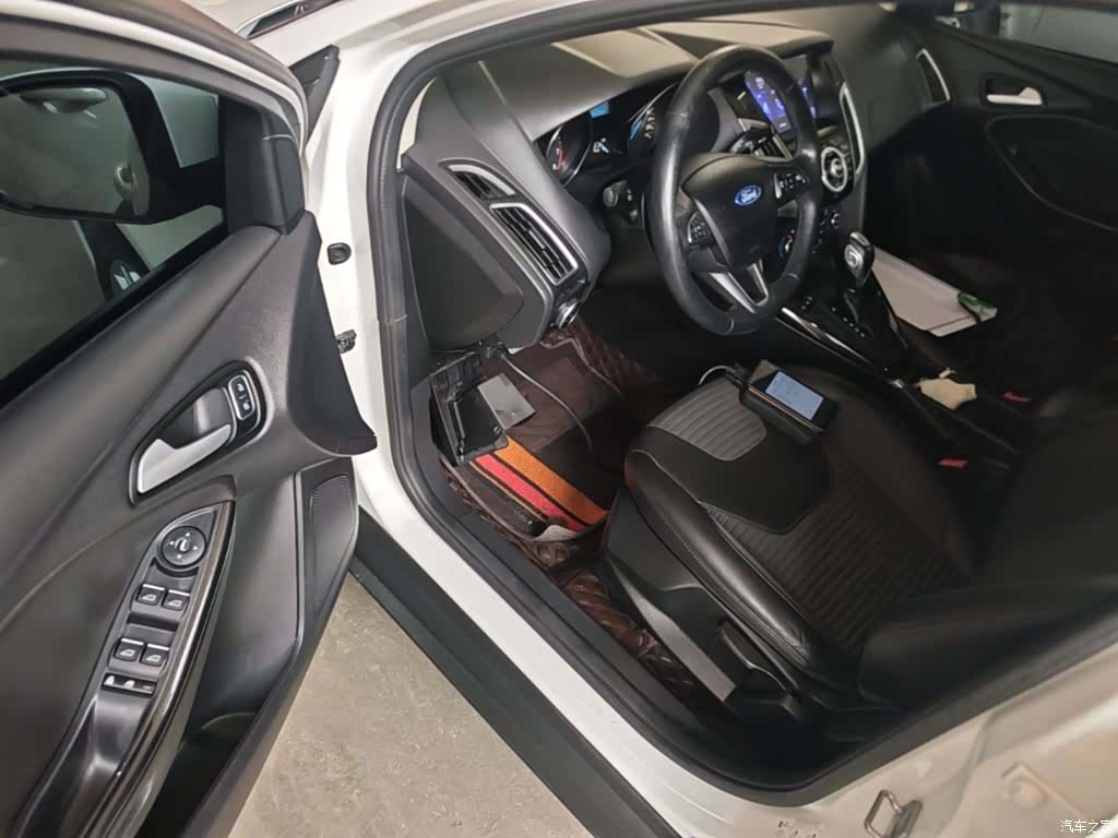 Ford Focus, 2016 16