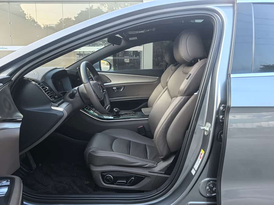 BYD Han 2022, фото 7