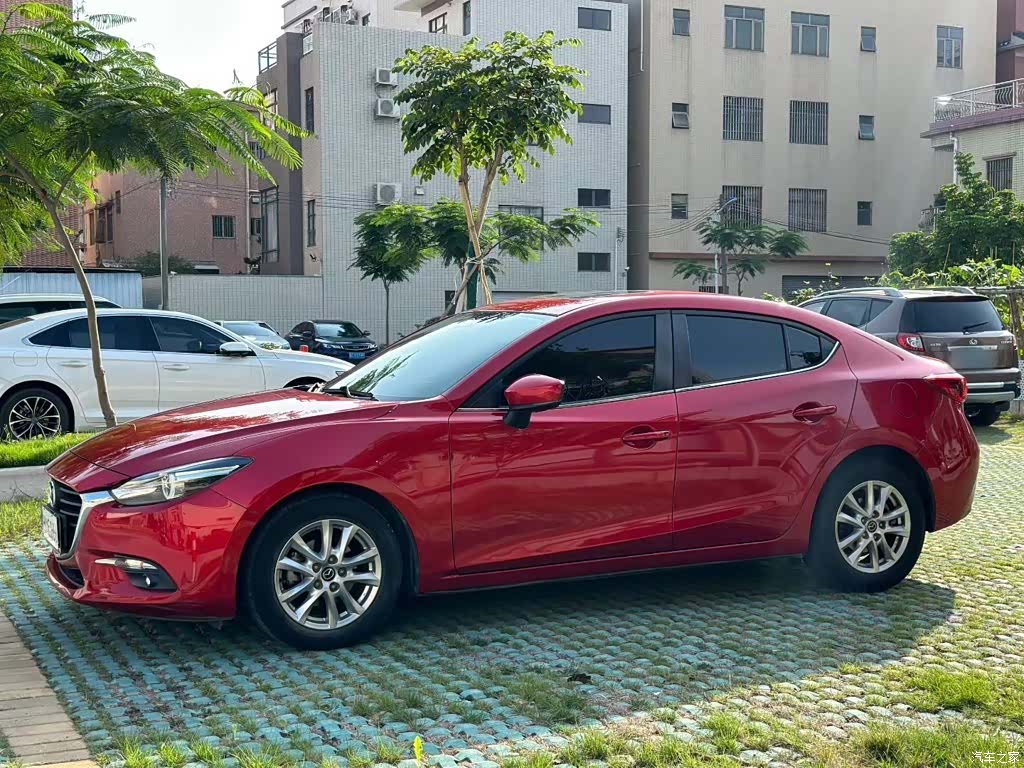 Mazda Mazda3, 2018 2