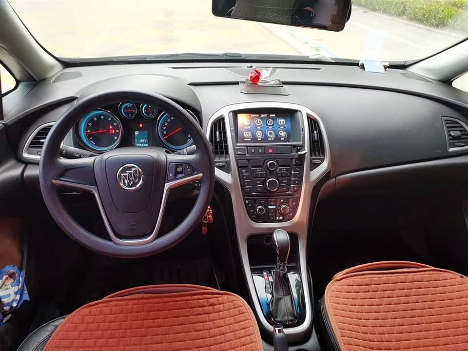 Buick Yinglang