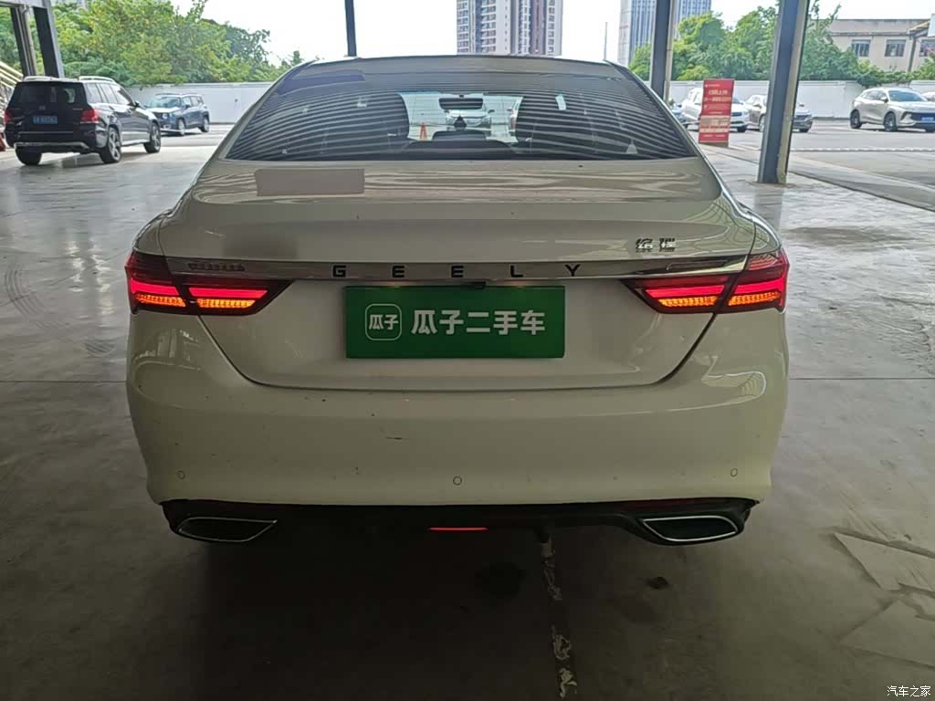 Geely Binray, 2022 6