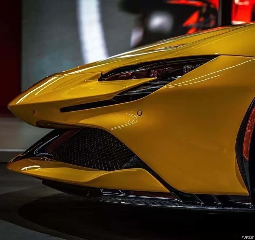 Ferrari SF90, 2022 8