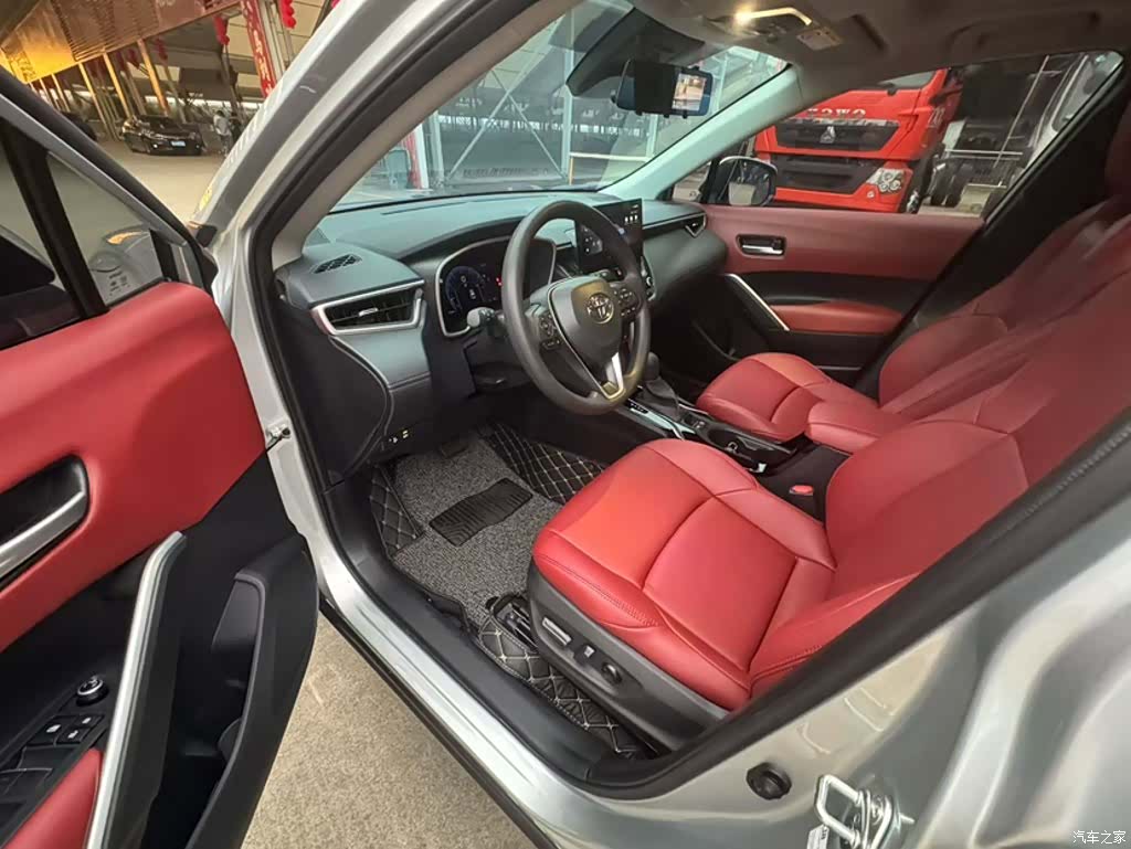 Toyota Frontlander, 2023 23