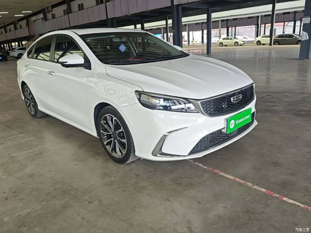 Geely Binray, 2022 4
