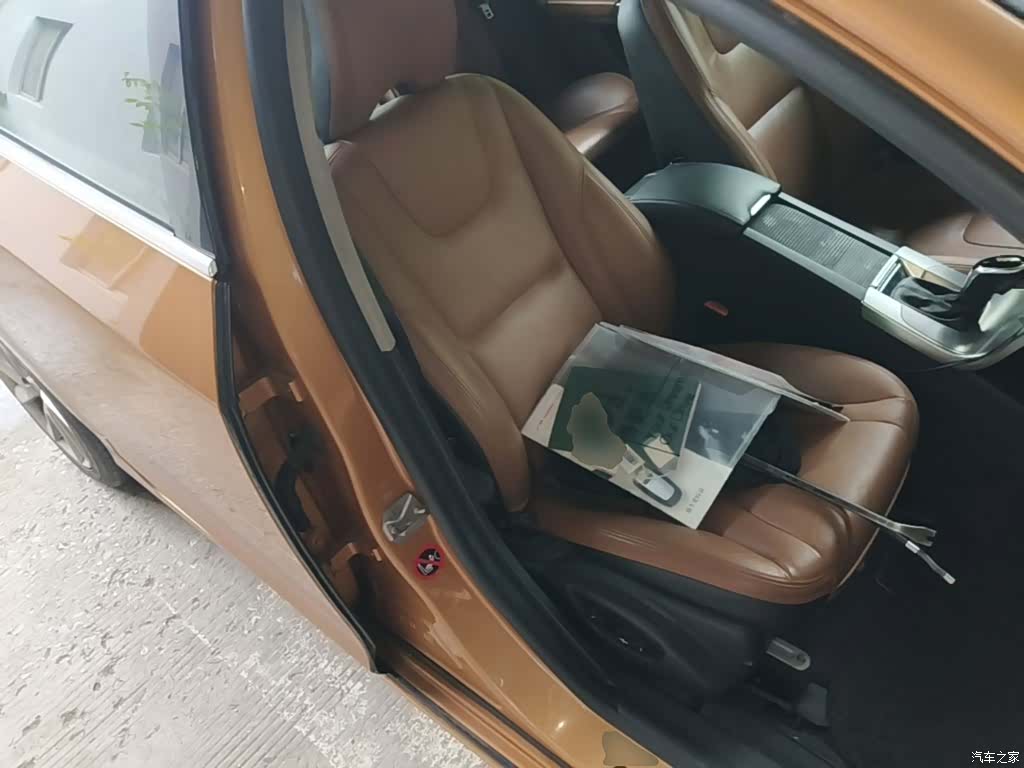 Volvo S60, 2014 25