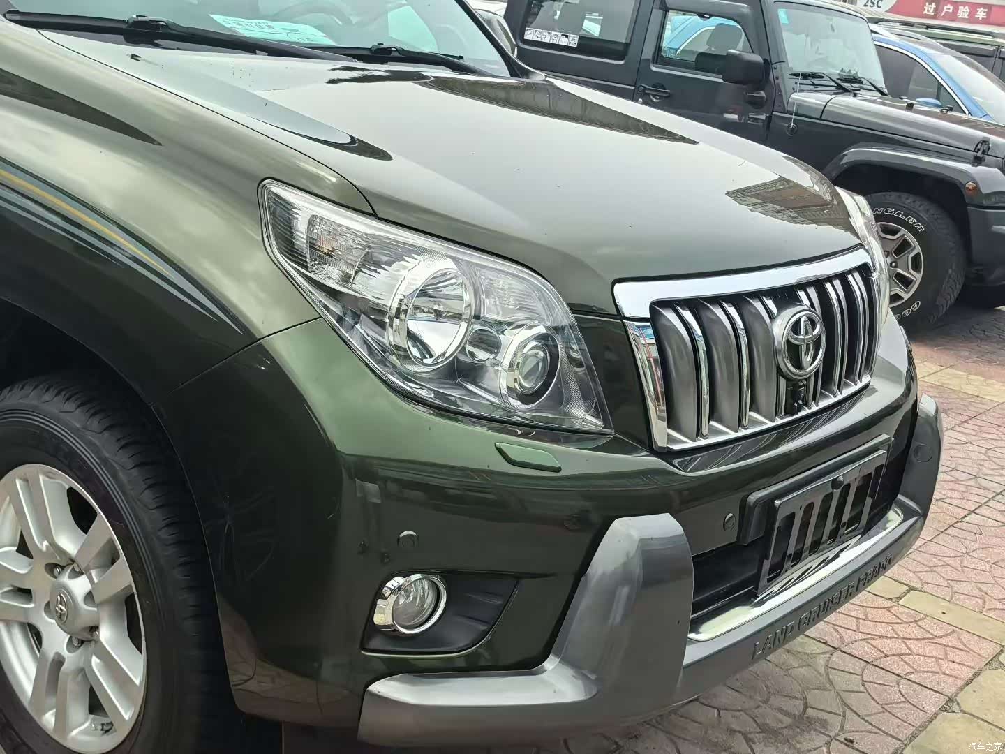 Toyota Prado, 2011 1