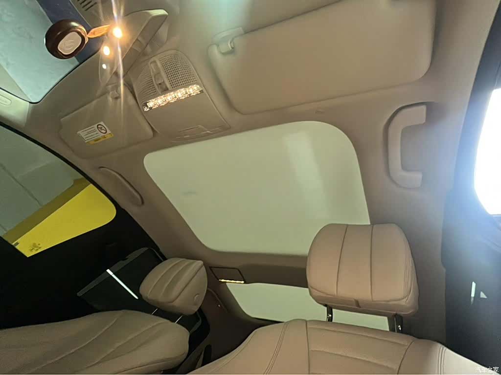 Mercedes-Benz E-Class, 2017 9